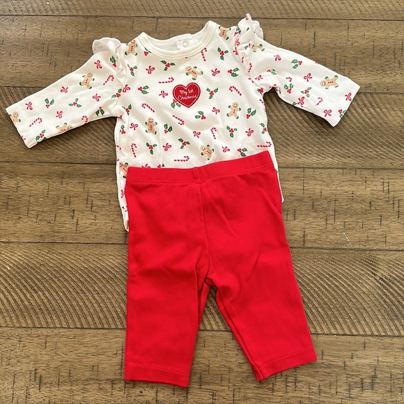 My first Christmas outfit bundle - Picture 2 of 12